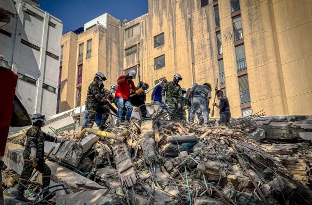 Gobierno nacional decreta tres días de duelo tras terremoto que sacudió al país 