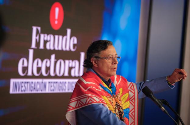 Presidente Gustavo Petro expone pruebas de presunto fraude electoral en las elecciones presidenciales de 2026