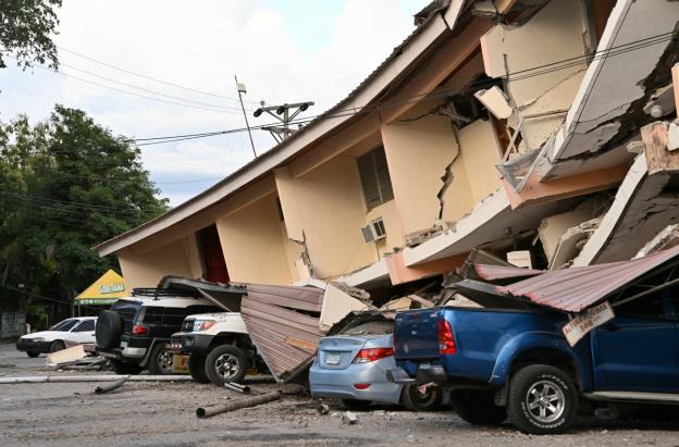 Panamá no reporta víctimas mortales tras el terremoto, pero evalúa importantes daños materiales