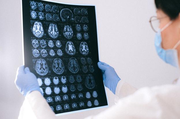Cerca de 65 mil estudiantes con crédito del ICETEX tendrán desde octubre un alivio en los intereses