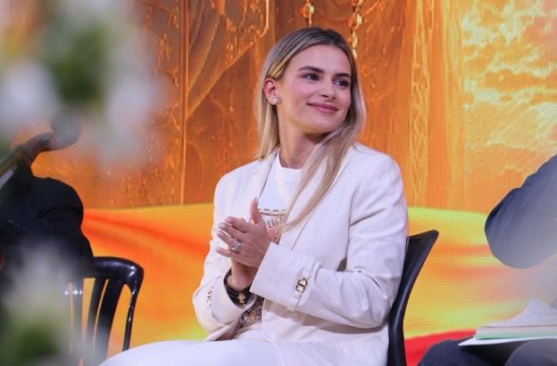 Primera dama Ana Lucía Pineda rechaza acusaciones por fondos del terremoto