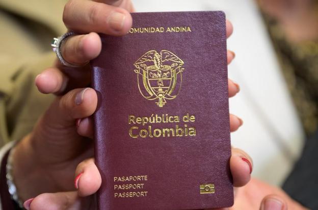 Cancillería contrata a Thomas Greg & Sons para garantizar pasaportes hasta 2027