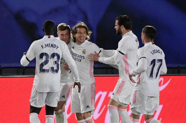 Real_victoria_clasico.jpg