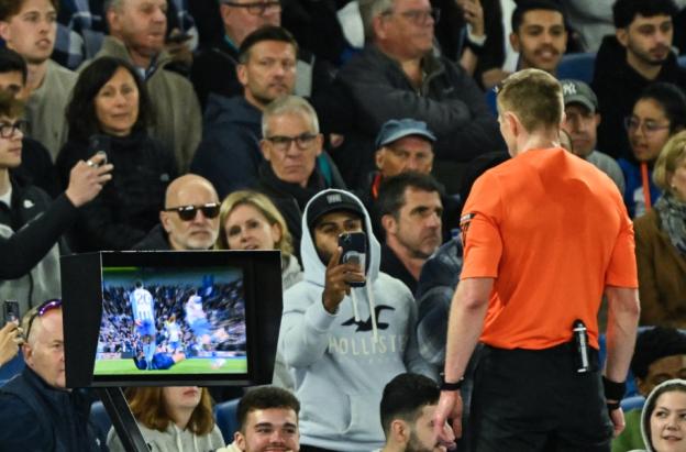 VAR-en-la-Premier-League.jpg