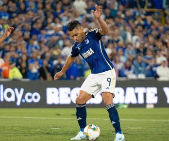 Falcao García en el clásico. / Foto: X MillosFCOficial.