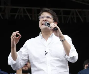 Clínica Santa Fe confirma muerte de Miguel Uribe Turbay