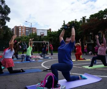 Día internacional del Yoga. / Foto: IDRD.