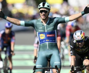 Jonathan Milan ganó la octava del Tour y volvió a ser el líder de los puntos