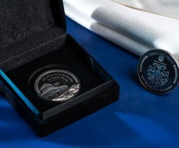Moneda conmemorativa de 500 años de Santa Marta. / Foto: Banco de la República.