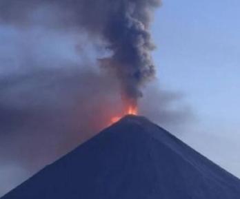 Erupción de volcán en Rusia. / Foto: Sputnik.