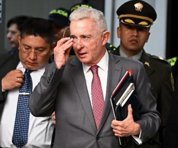 Álvaro Uribe Vélez.