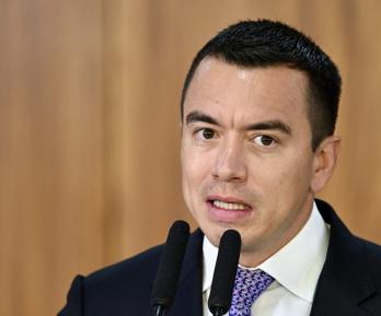 Denuncia contra presidente Noboa por presunto tráfico de influencias 
