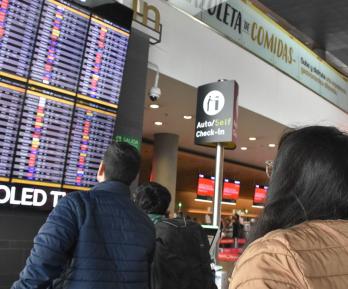 En los primeros siete meses de 2025 aumentó en 734.000 el número de pasajeros que se movilizaron por los aeropuertos de Colombia. 