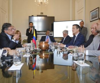 Reunión del presidente Petro con congresistas de Estados Unidos.