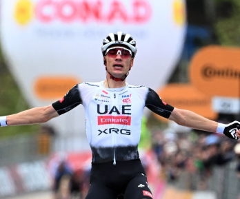 ¡Otro triunfo para el UAE! Juan Ayusó se quedó con la séptima etapa de La Vuelta
