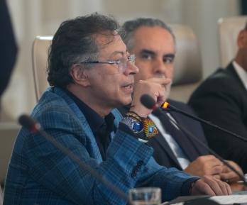 Presidente Petro durante consejo de ministros, denunciando los bombardeos estadounidenses en el pacífico