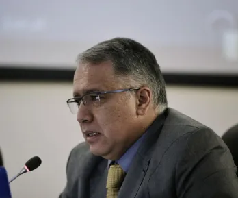 Magistrado que decidió caso Uribe fue cuestionado por favorecer a familiar en escándalo de corrupción judicial