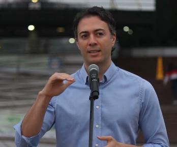 Daniel Quintero se retira de la consulta del Pacto Histórico