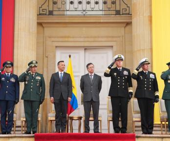 Presidente Petro en ascenso de policías. / Foto: Presidencia.
