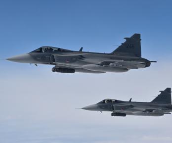 Los cazas Saab JAS 39 Gripen de la Fuerza Aérea Sueca participan en el ejercicio de la OTAN como parte de la misión de policía aérea de la OTAN, en el espacio aéreo soberano de los miembros de la Alianza.