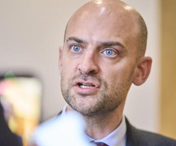 Ministro de relaciones exteriores de Francia.