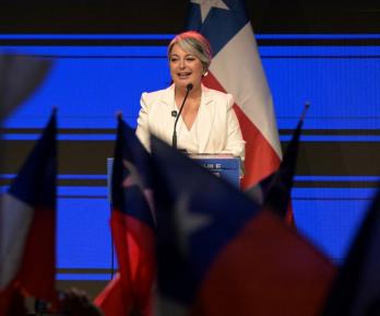 "No dejen que el miedo congele sus corazones", Jeannette Jara tras pasar a segunda vuelta en las presidenciales de Chile