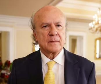 César Julio Valencia