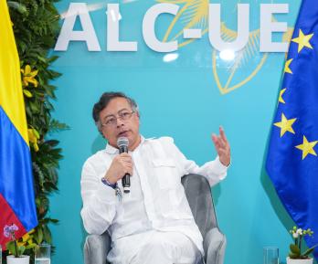 En su artículo en la revista Time, el primer mandatario destacó la necesidad de unidad entre la Celac UE para enfrentar la crisis climática y el debilitamiento del orden internacional. 