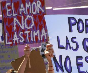 El país rinde homenaje a víctimas de violencia de género con evento "Colombia sin machismo"