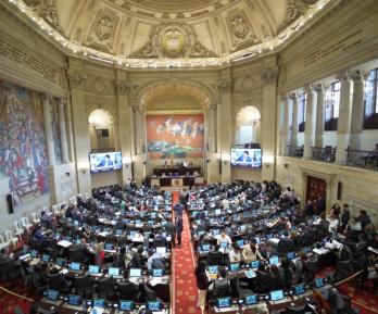 Cámara de Representantes aprueba ley para castigar redes que reclutan y usan mercenarios en conflictos extranjeros 