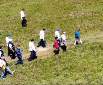 Gobierno y disidencias de las FARC avanzan en diálogos de paz con propuestas comunitarias en el Yarí