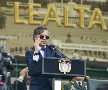 New York Times desmiente señalamientos contra Petro.