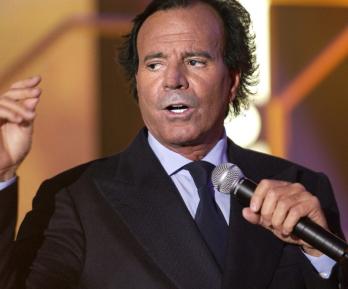 Justicia española investiga a Julio Iglesias por presuntas agresiones sexuales