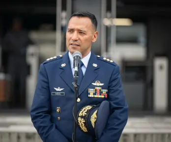 Ministro de Defensa respalda investigación por posible espionaje a ministro de Justicia