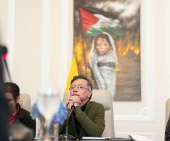 "Se va a hacer corresponsable de una crisis fiscal": Petro a Camargo.