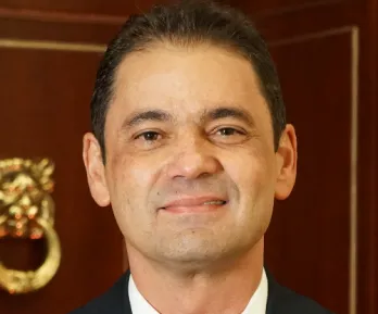 Ape Cuello estaría cambiando votos presuntamente por agua en Aguachica, Cesar, según denuncias en redes sociales