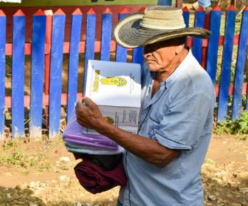Donación en Córdoba. / Foto: Presidencia.