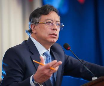 Petro solicita levantar suspensión de Emergencia Económica.