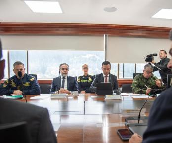 Plan Democracia: 246 mil uniformados vigilarán las elecciones.