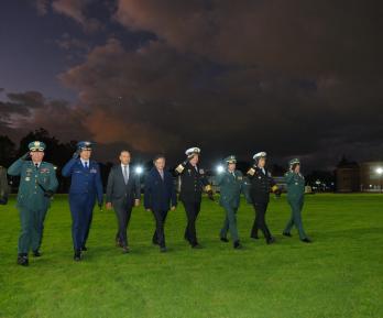 Aprueban Conpes de $13 billones para modernizar la fuerza pública.