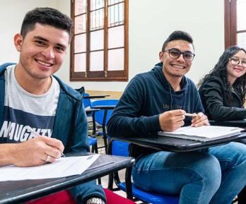 Gobierno duplicó recursos para educación superior en Bogotá y Cali