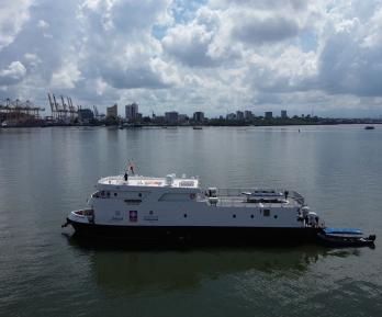 Buque hospital Benkos Biohó inicia operaciones en el Pacífico para ampliar atención en salud