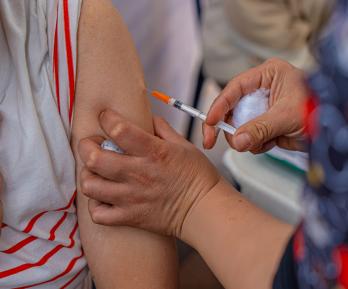 Ministerio de Salud garantiza vacunación gratuita contra el sarampión ante riesgo en el continente americano