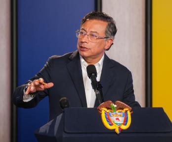 "Evade responsabilidad de Duque": Petro cuestiona informe de la FAC sobre accidente del avión Hércules 