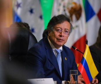 Petro pide cese al fuego inmediato en Foro CELAC - África.