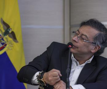 Petro propone comprar la concesión de la Autopista del Café