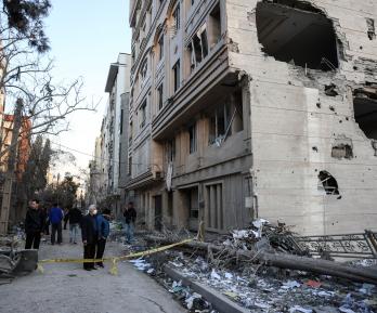 Presidenta del CICR en Múnich alerta que los drones armados transforman la guerra y ponen en riesgo a civiles