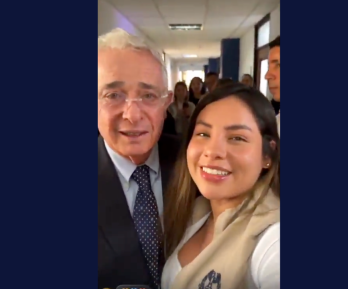 Registraduría apartó funcionaria por presunta participación en política.