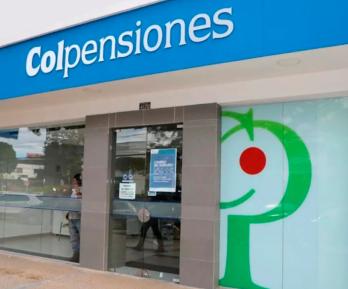 Gobierno exige a fondos privados transferir ahorros de 25 mil pensionados a Colpensiones