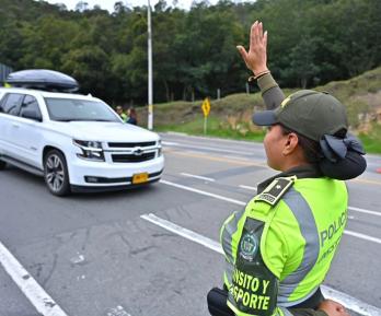 Autoridades reportan disminución de homicidios y accidentes viales en Colombia durante la Semana Santa